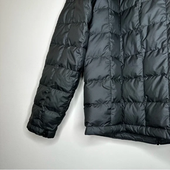The North Face Men's Quilted Black Puffer Jacket